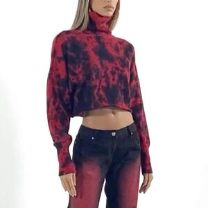 I.AM.GIA Ayden Cropped Tie Dye Turtleneck Sweater in Red & Black - Size Medium
